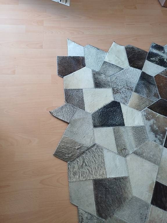 Tappeti: Teppich aus Kuhfell, Patchwork – Usato da Zug venduto da laialy_sue 3