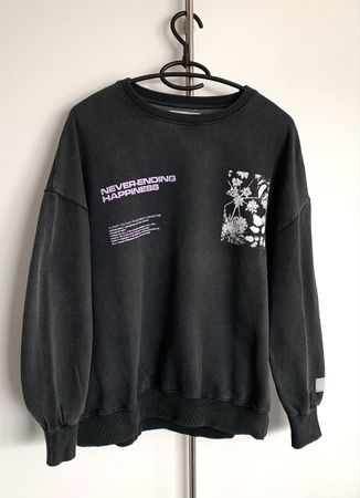 Pullover mit Design (grau in Grösse S) || Pull&Bear