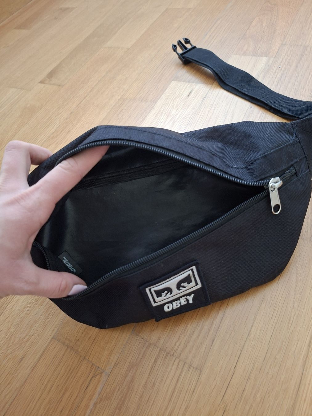 Sacs: OBEY BAUCHTASCHE – D'occasion à Winterthur par mape.josi 1