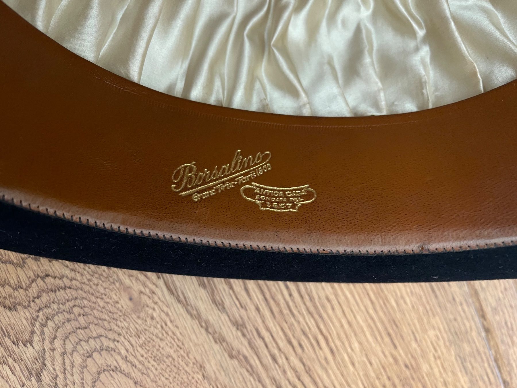 Borsalino Copricapi, berretti & cappellini: Antike Melone Original von Borsalino – Usato da Zuerich venduto da Dorsi 6