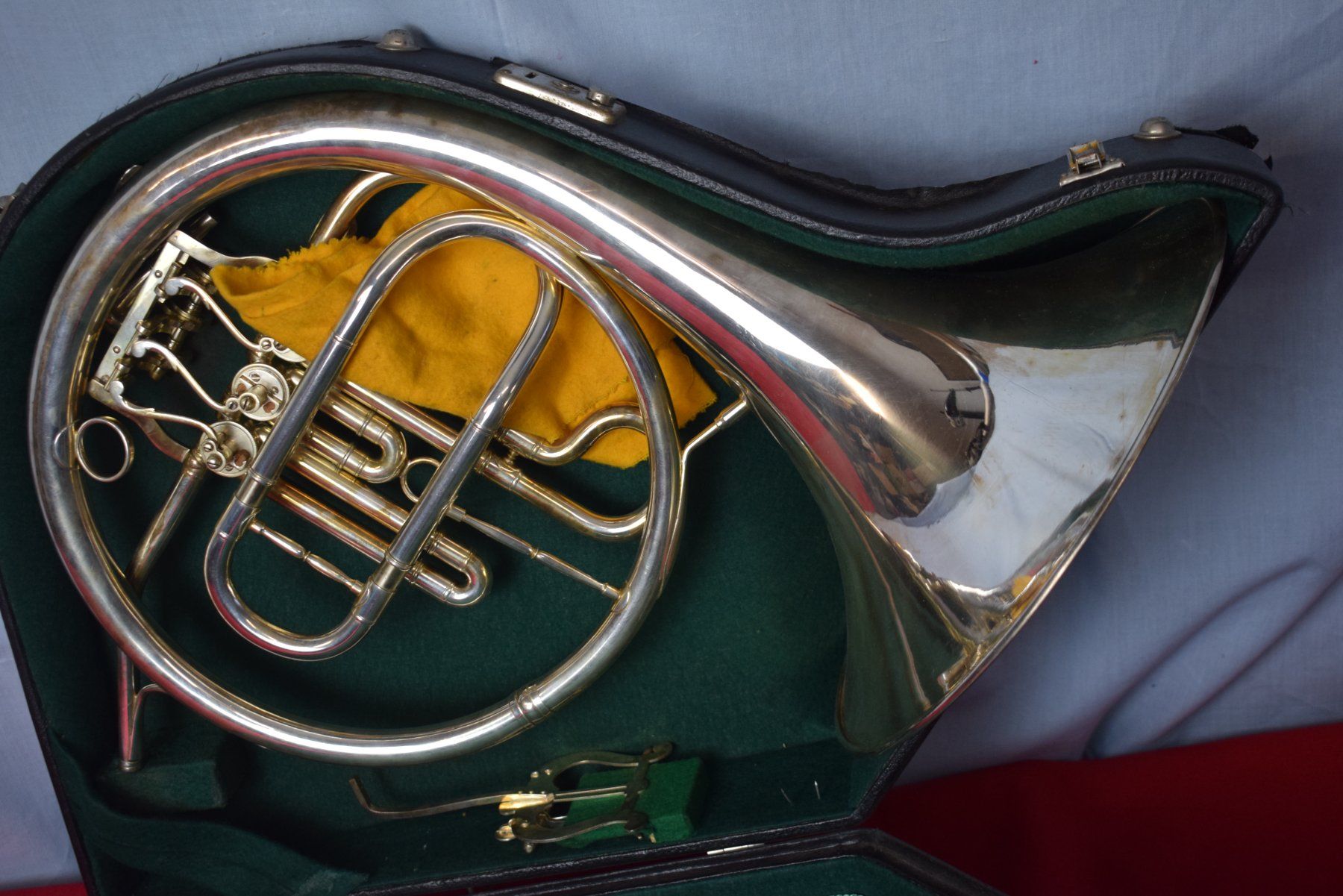 Strumenti musicali: Nr. 10  Waldhorn CGRIAM AARAU – Usato da Zürich venduto da Brockito
