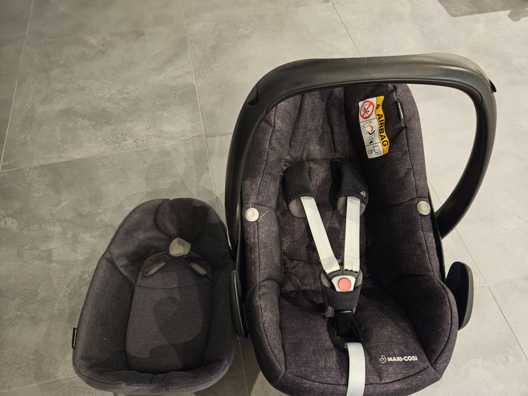 Maxi-Cosi Seggiolini per auto: Maxicosi pebbel plus – Usato da Zielebach venduto da him_dwt5 1