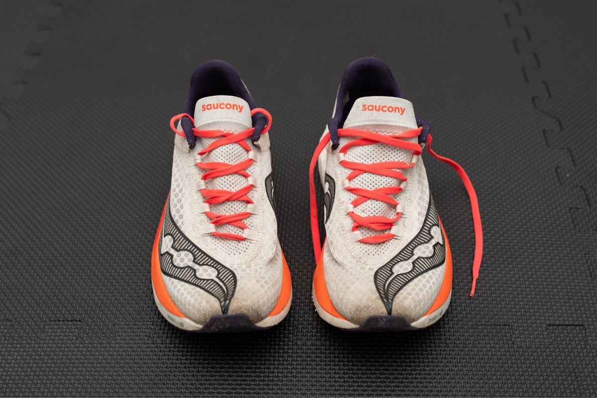 Saucony Scarpe da uomo: Laufschuh Saucony Endorphin Pro Version 4, Gr. 44 – Usato da Oberhofen Thun'see venduto da janine.70 1