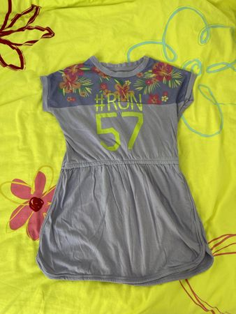 Robe fille taille 104