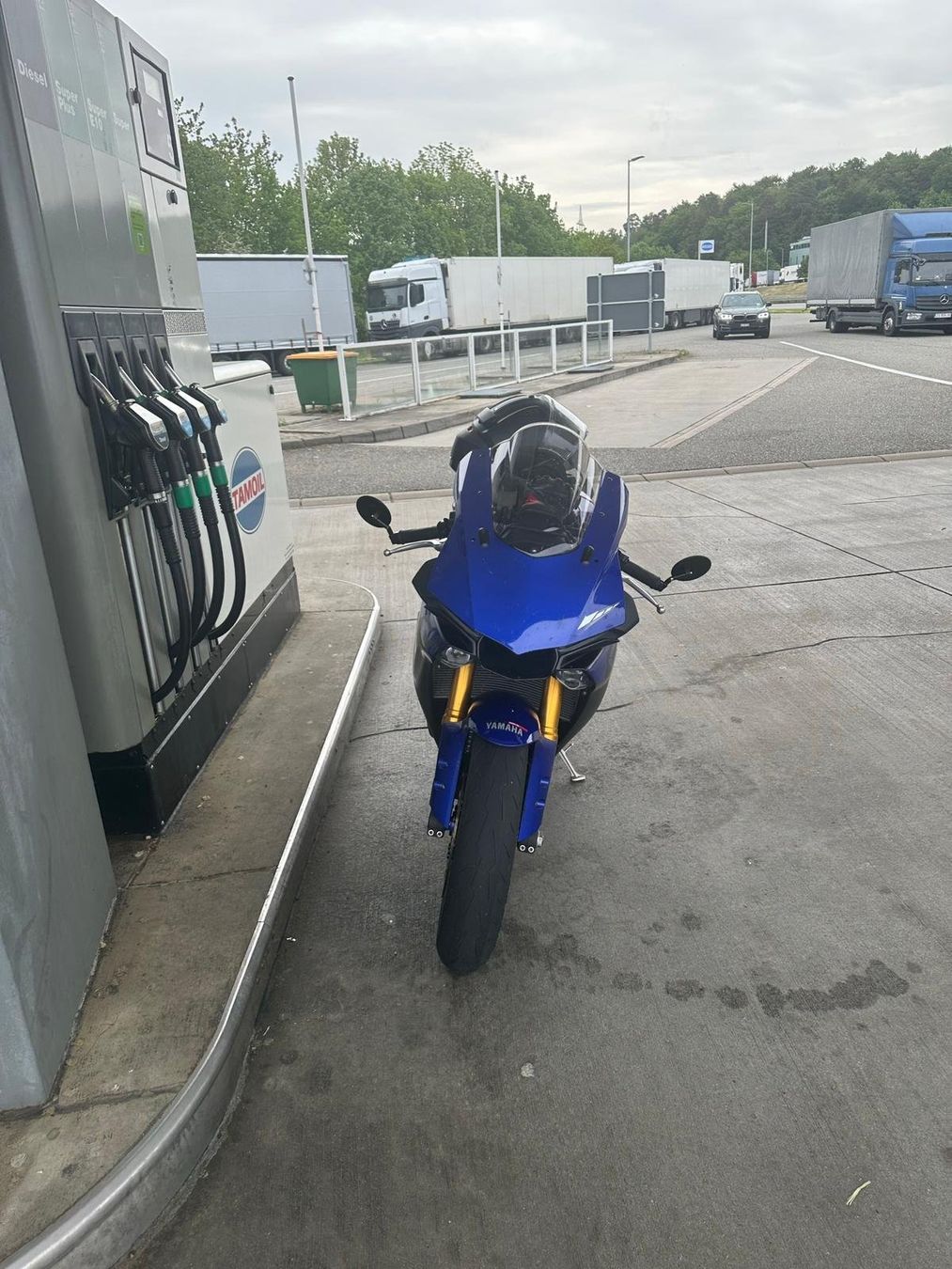 Yamaha Strasse: YAMAHA YZF-R1 SPORT – Gebraucht aus Sulgen von binimontana 7