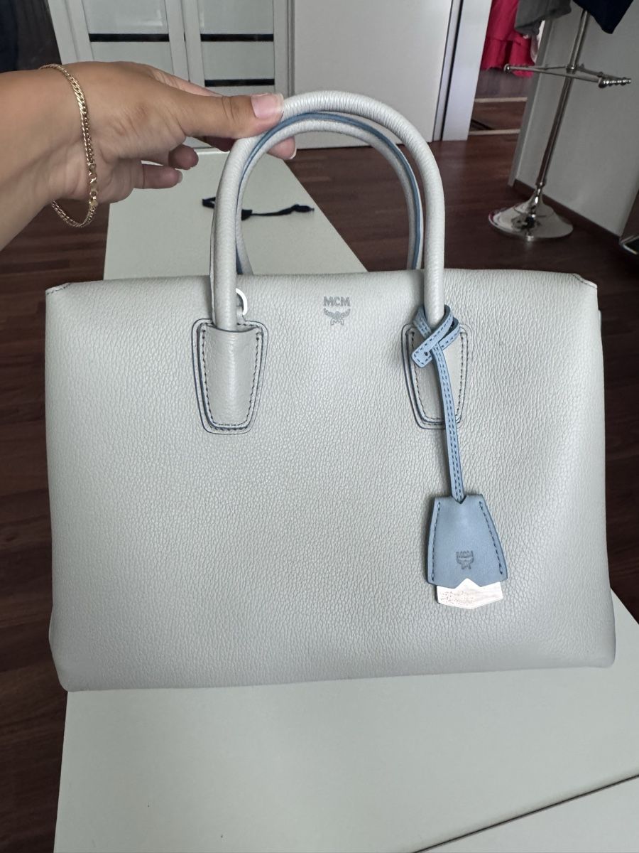 Mcm Borse da donna: MCM Medium Milla Tote – Nuovo e nell'imballaggio originale da Luzern venduto da raquel.m