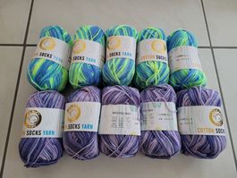10 Stück Wolle, 2 verschiedene Farben