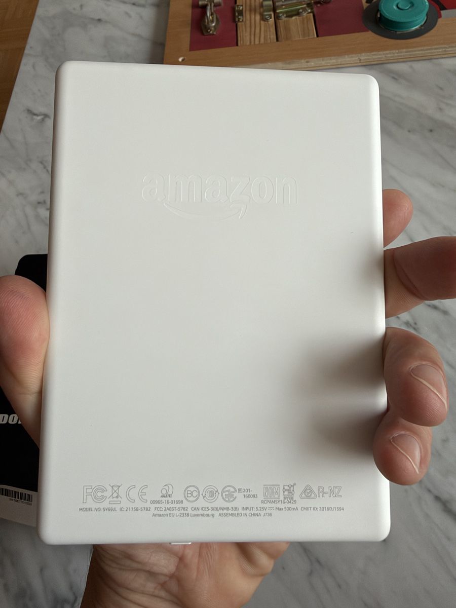 Amazon Tablet PC: Amazon Kindle 8. Generation – E-Book Reader – Gebraucht aus Dinhard von zav_2ysk 3