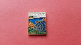 Pins - Arromanches - Army -World War