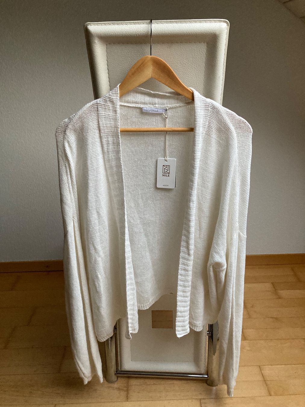 Nile Giacche: Nile Strickjacke Leinen / Baumwolle Mischung Gr.L – Nuovo e nell'imballaggio originale da Unterägeri venduto da Jutka_04