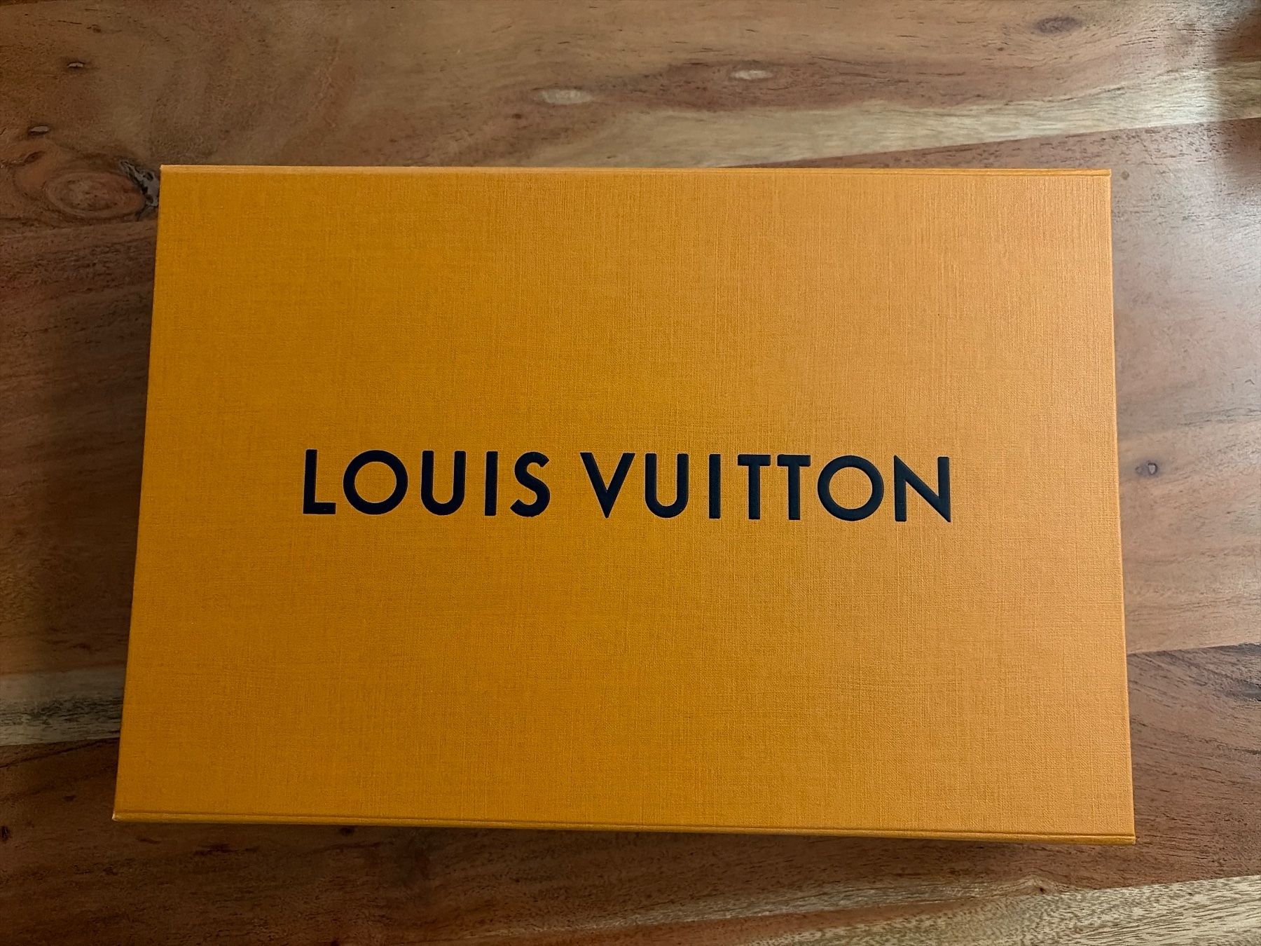 Louis Vuitton Altro per la casa: Louis Vuitton Box neu – Nuovo (secondo la descrizione) da St. Moritz venduto da Capricorn88