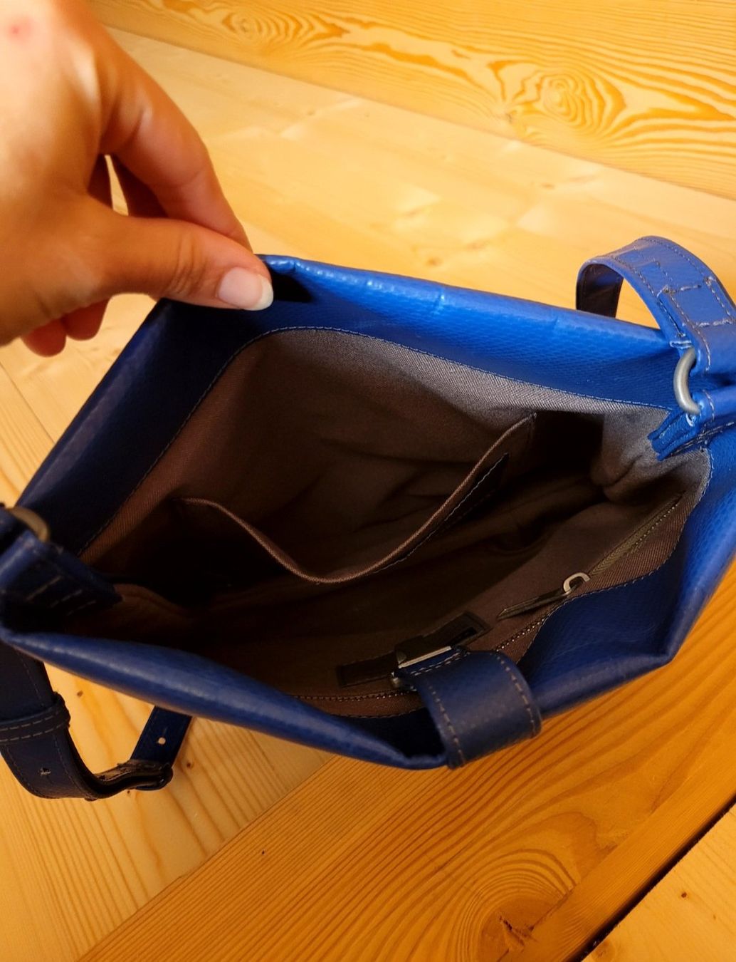 Freitag Borse da donna: Freitag Tasche Bird Reference Linie – Usato da Reckingen VS venduto da Grengiols01 2