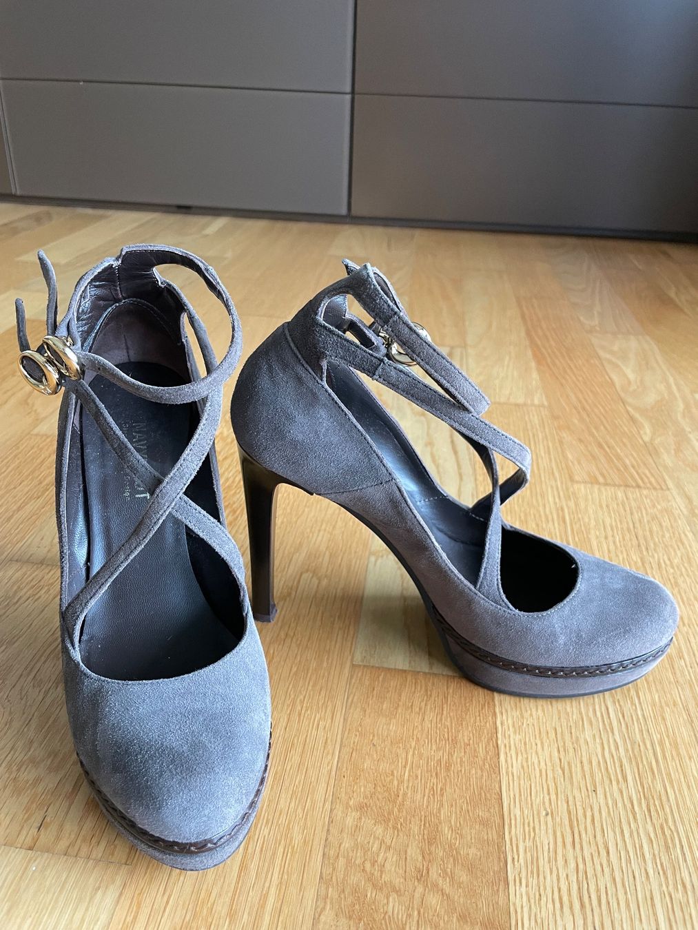 Navyboot Damenschuhe: Wildlederschuhe NAVYBOOT – Gebraucht aus Richterswil von IrynaL 1