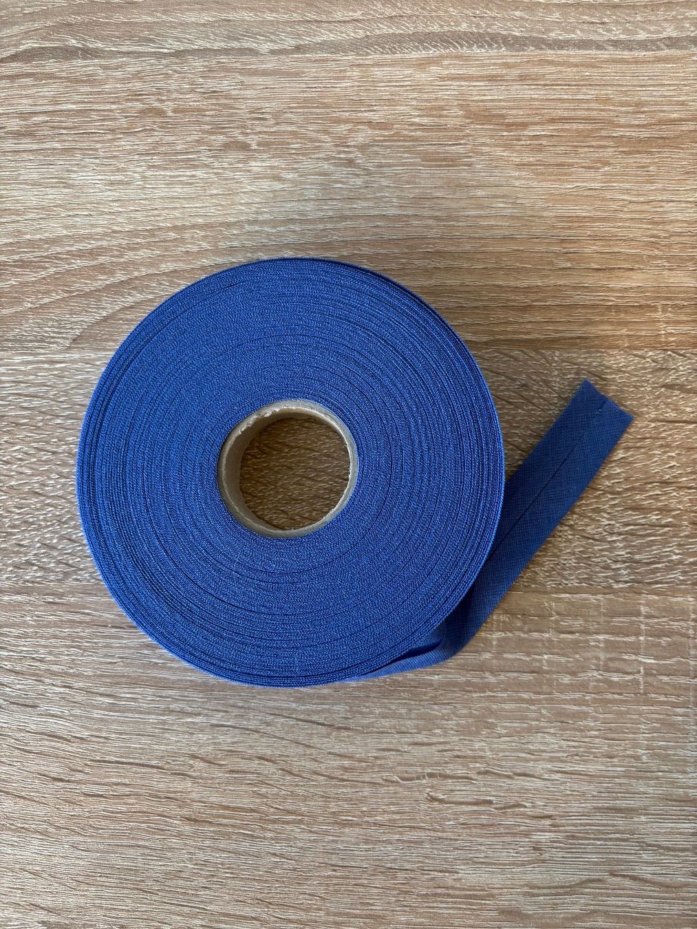 Tessuti: Schrägband 25 Meter mittelblau – Nuovo (secondo la descrizione) da Pfäffikon SZ venduto da Desideria0