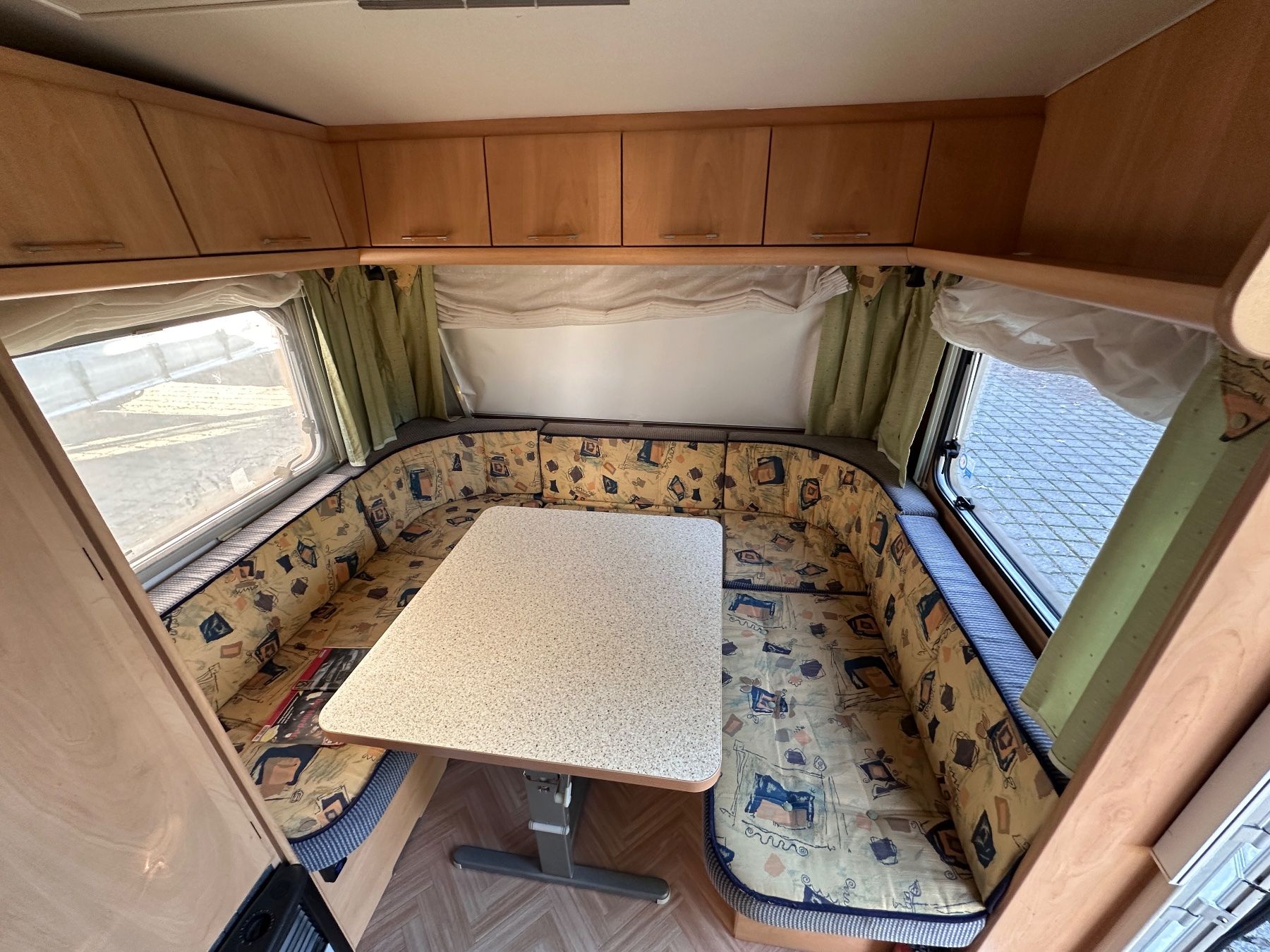 Bürstner Véhicules de camping: Bürstner Ventana 480 TK - ab 100.- – D'occasion à Otelfingen par inf_2rkm 5