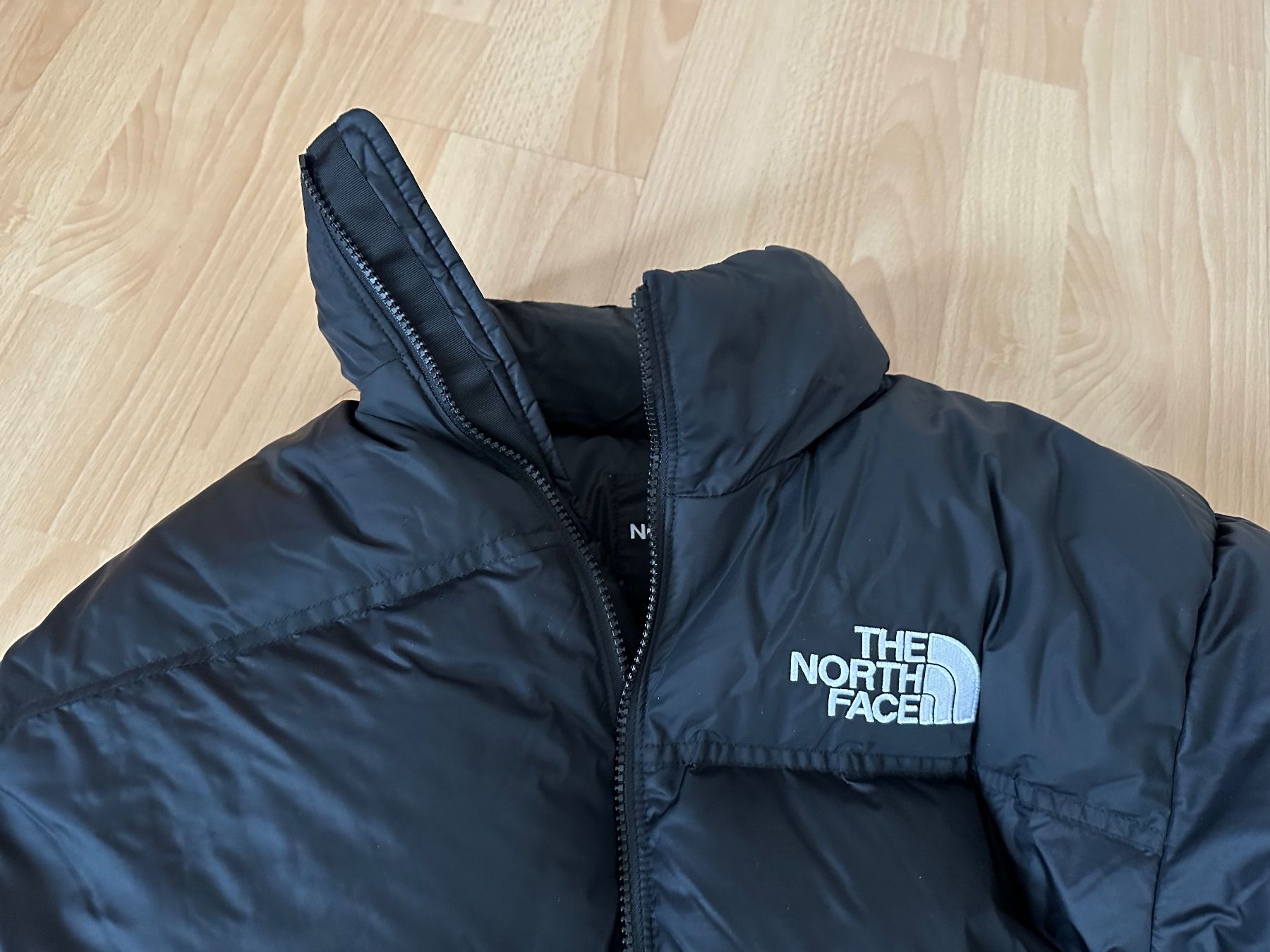 North Face Giacche: The North Face Nutspe 700 black NEU – Nuovo e nell'imballaggio originale da Chur venduto da Sim7000 5