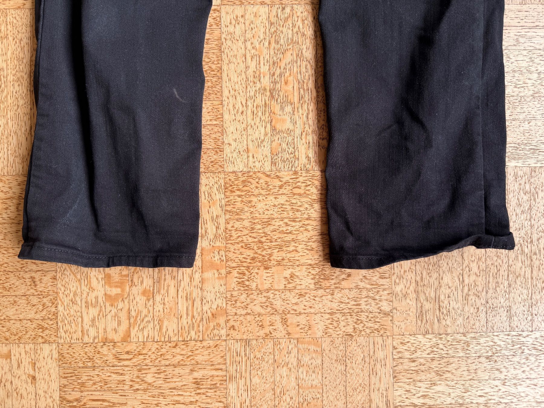 Levi's Jeans: 2 Paar Levi’s Jeans – Usato da Zürich venduto da bluebirdmon 9