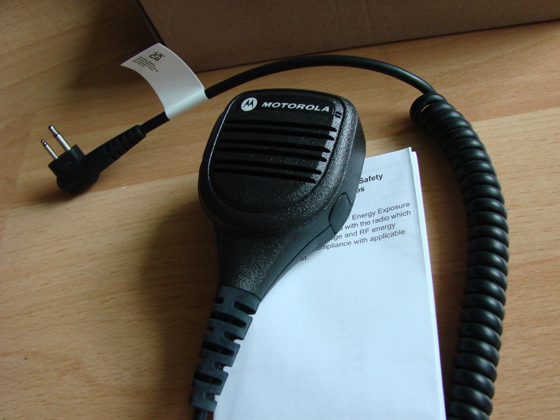 Motorola Radiocomunicazione: Motorola DP1400 Mikrofon PMMN4013 – Nuovo e nell'imballaggio originale da Niederuzwil venduto da Rade 6