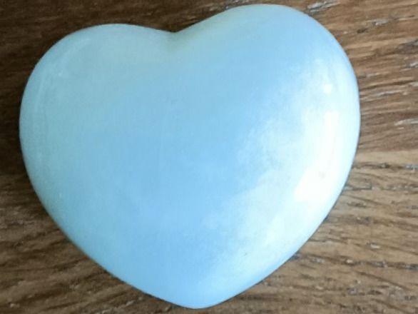 Mineralien & Heilsteine: Herz Jade grün – Neu (gemäss Beschreibung) aus Rotkreuz von Basana2