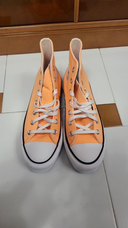 Converse orange outlet 37