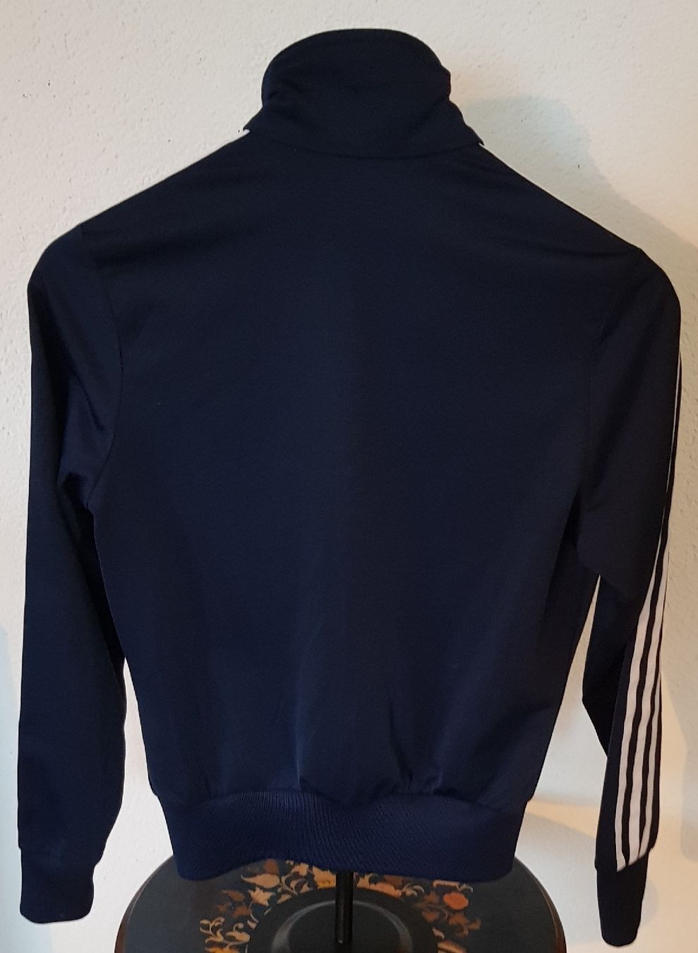 Adidas Giacche: Adidas Trainerjacke Gr.34 – Usato da Mauensee venduto da Braut-kleid 1