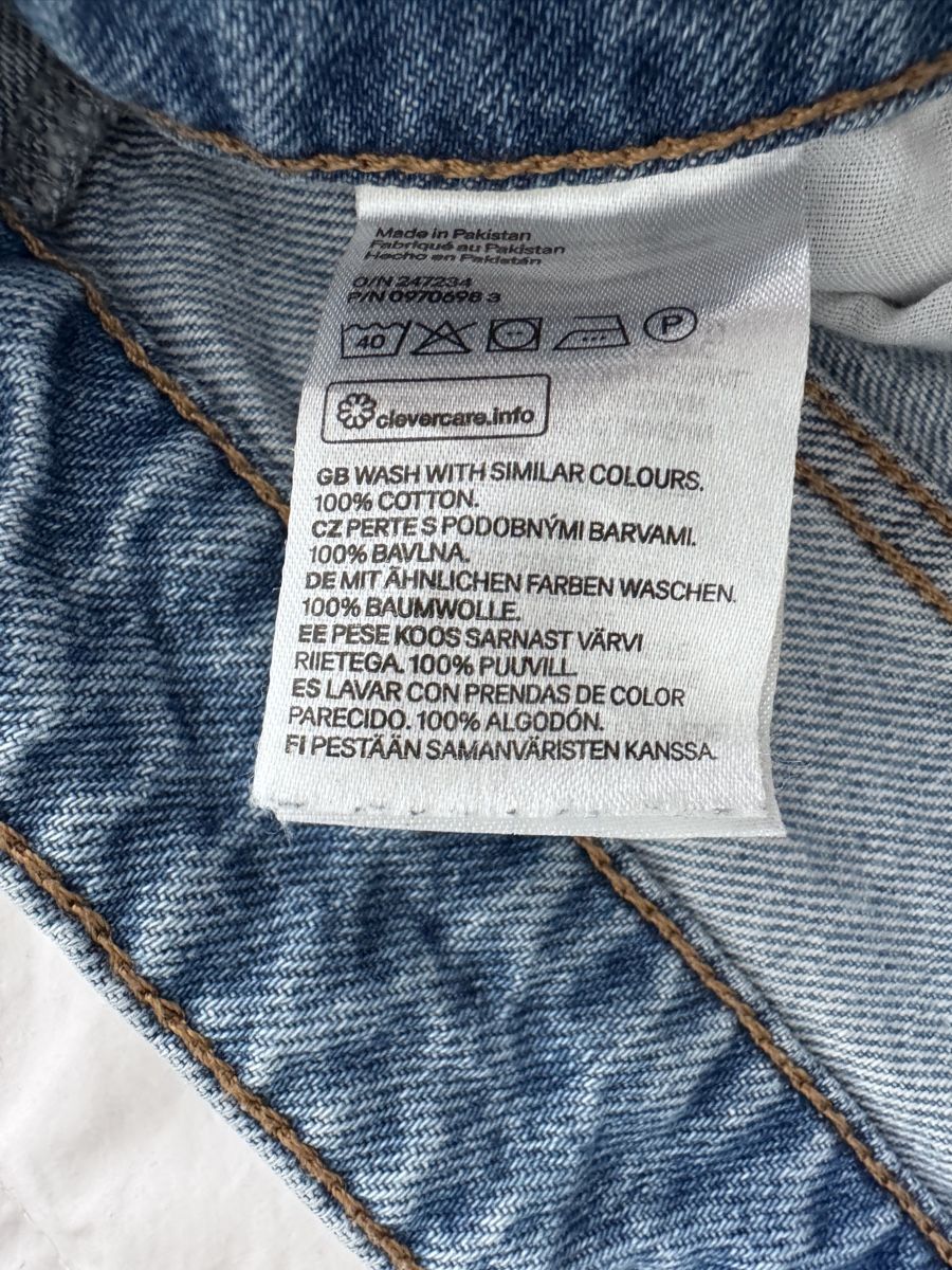 H&M Jeans: Summer Denim Shorts – Usato da Zürich venduto da Tanja_G88 3