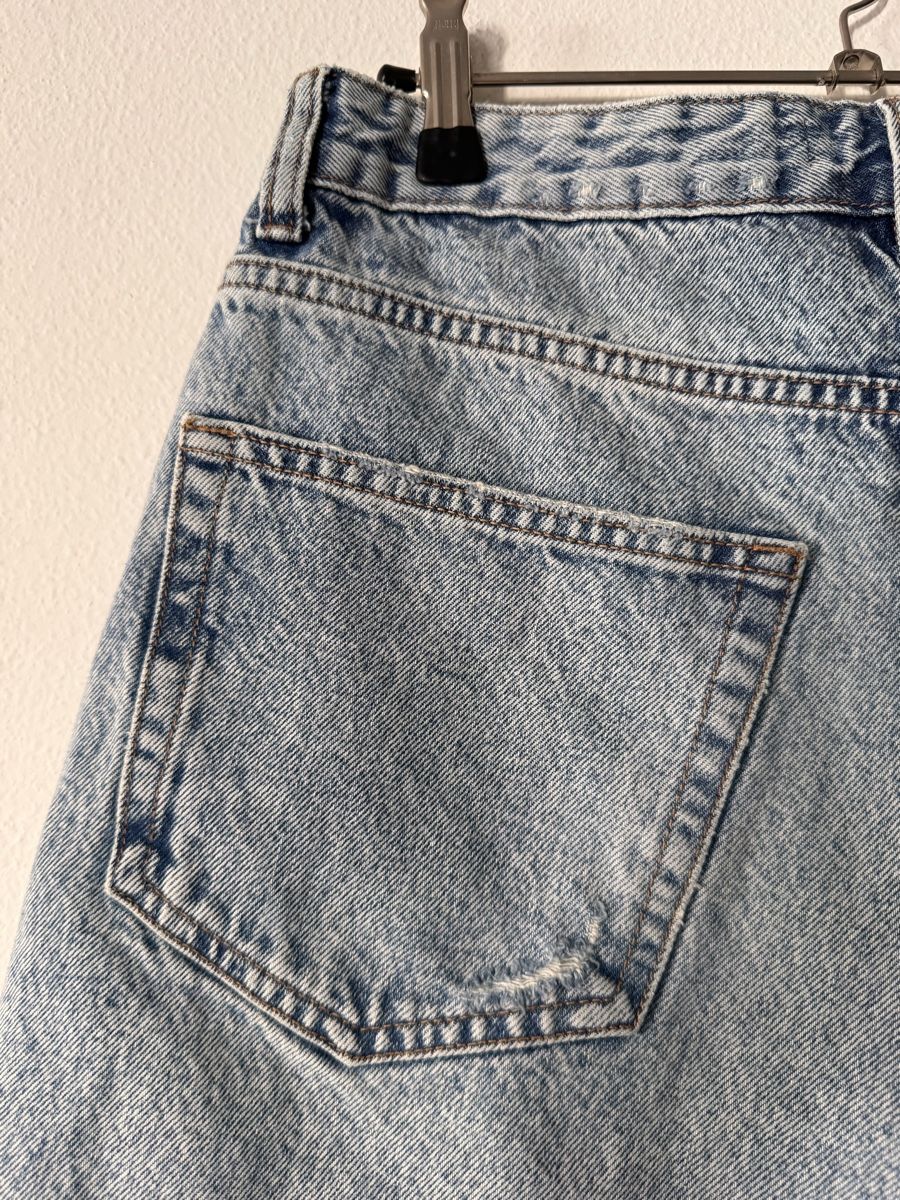 Pull&Bear Jeans: Jeans Shorts Pull&Bear Grösse 42, hellblau Denim – D'occasion à Zürich par bergi777 2