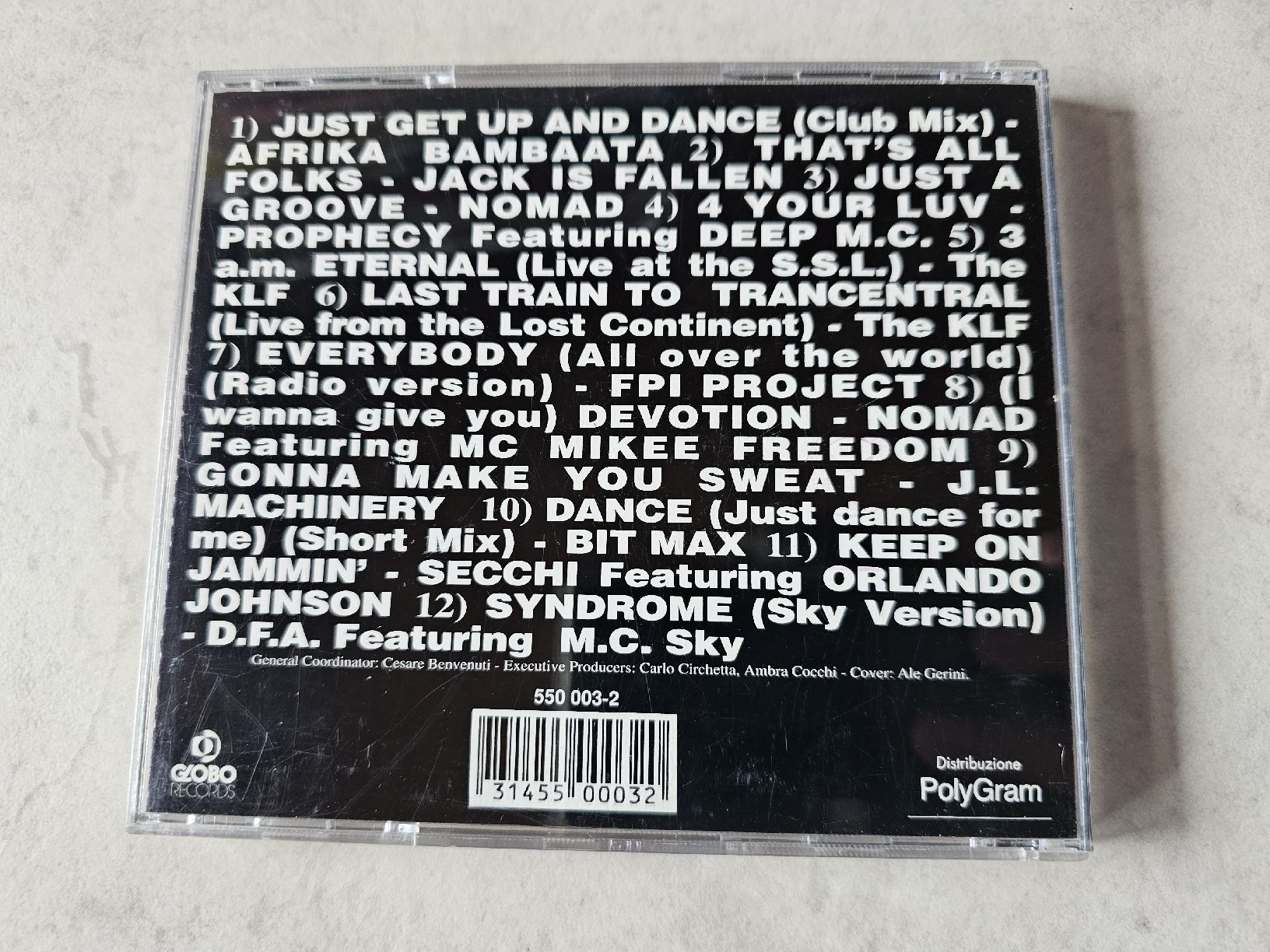 CD: Rave Up!  -  The Ultimate Hits – Usato da Schneisingen venduto da backstore24 1