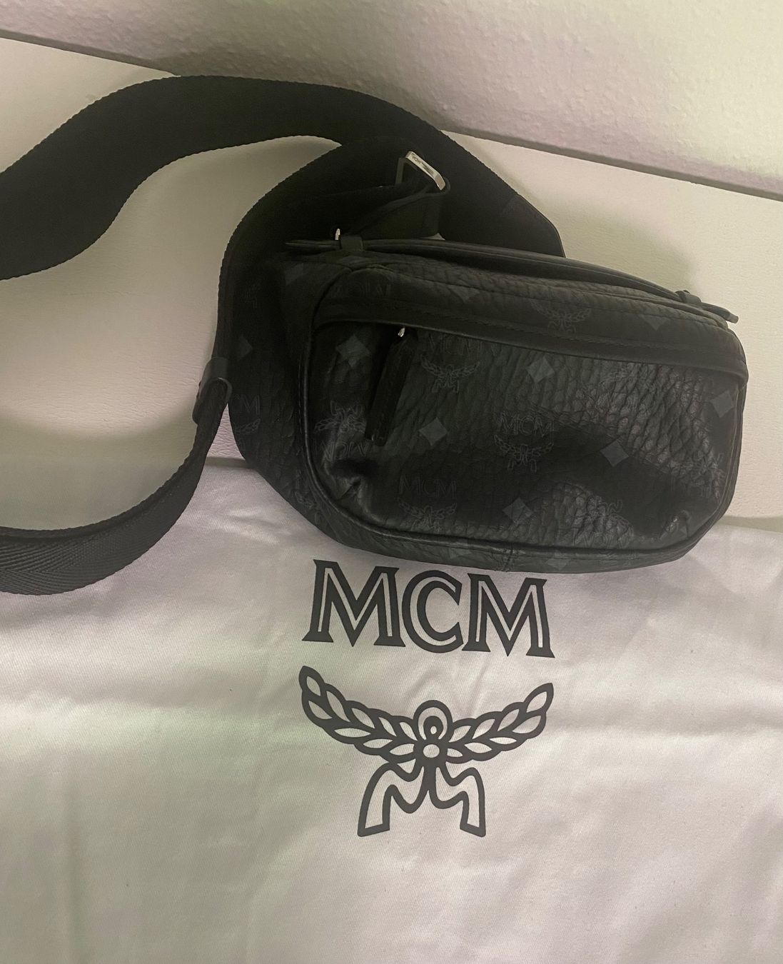 Mcm Borse: MCM Crossbody Bag Neuwertig – Usato da Wetzikon ZH venduto da ays_vlq7