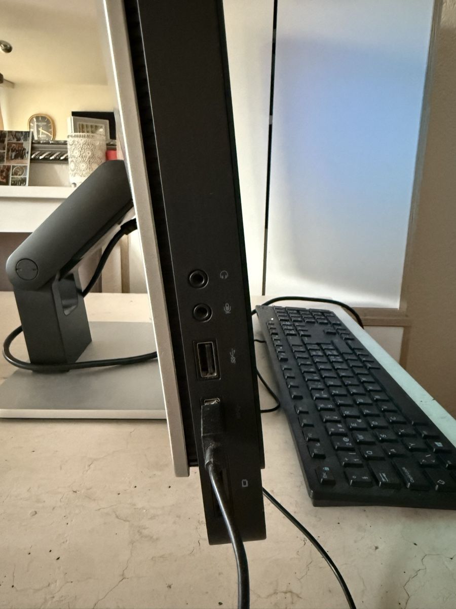 Dell PCs: Desktop Dell Touchscreen – D'occasion à Luzern par Entofino 2