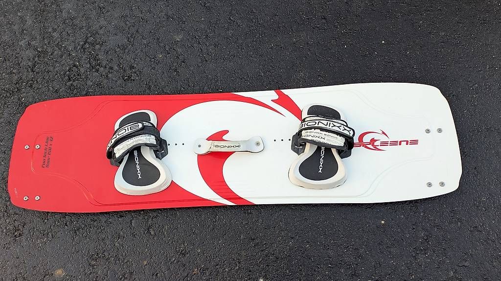 Tavole da surf e di nuoto: Kiteboard - Door von Spleene – Usato da Zollikofen venduto da Serious