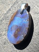 Anhänger Boulder Opal.