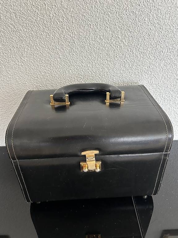 Custodie per cosmetici: Beauty case – Usato da Stans venduto da Fourcats