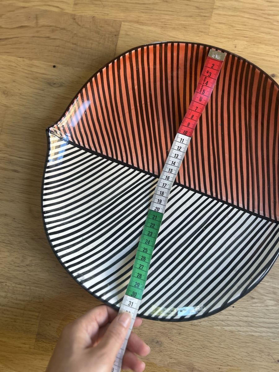 Plateaux: Assiette/plat décorative forme feuille 31 cm – D'occasion à Lausanne par mmangiol