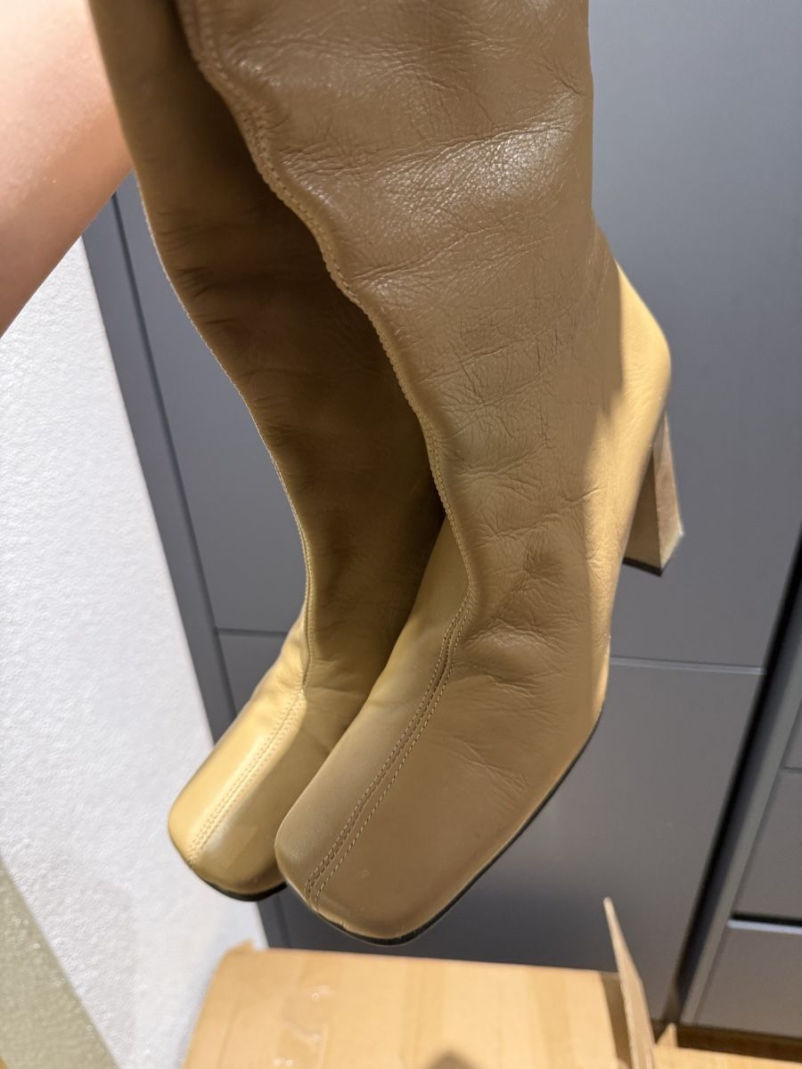 Scarpe da donna: Beige Knee High Leather Boots, Size 39/40 – Usato da Horgen venduto da yun_jv9b 3