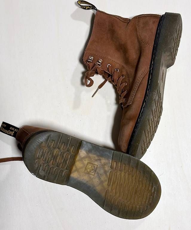 Dr. Martens Scarpe da uomo: Dr. Martens, Wildleder, Gr. 37 – Usato da zürich venduto da majasimone 3