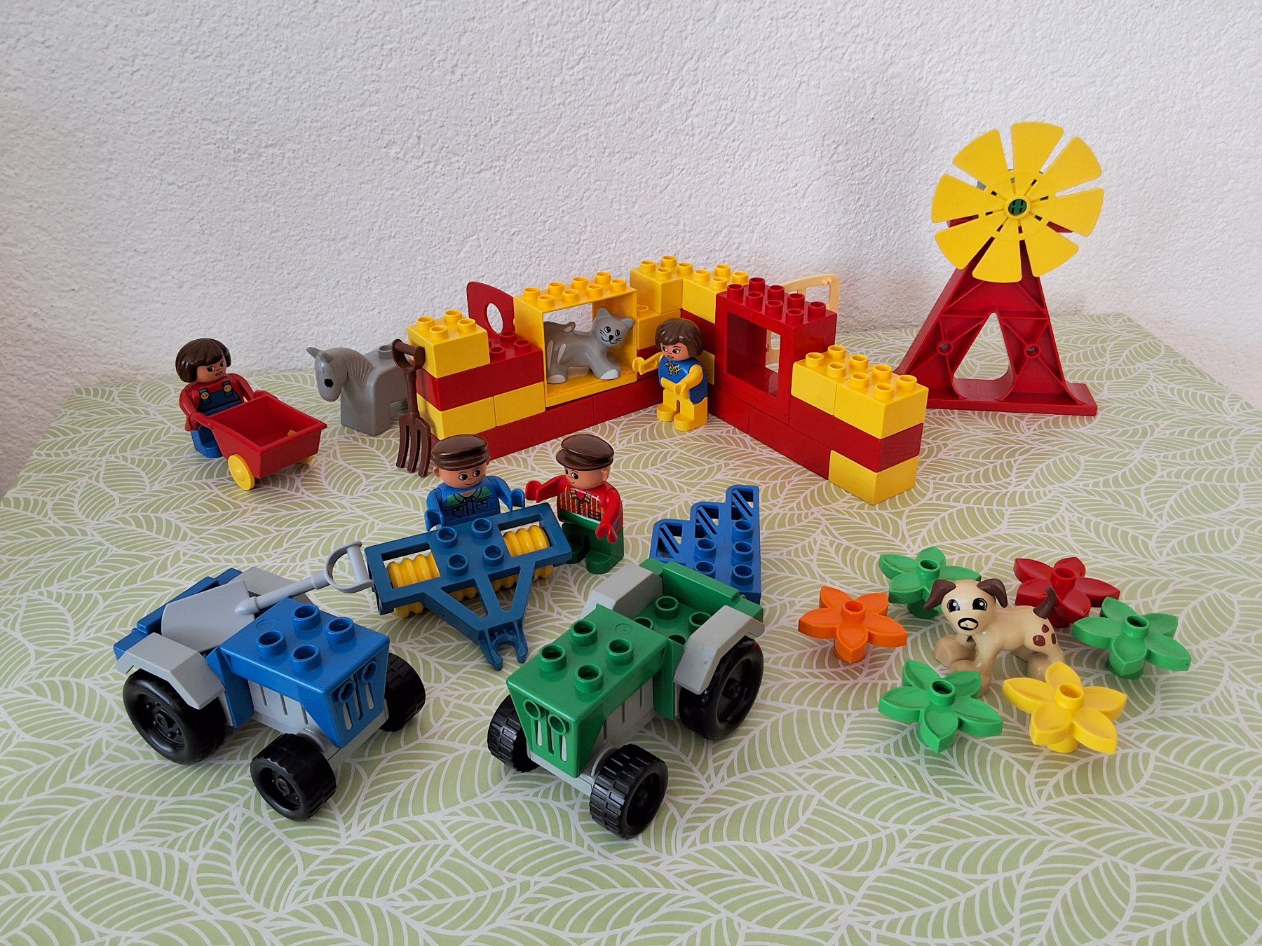 Lego Giocattoli: Lego Duplo Bauernhof IV mit Windrad – Usato da Liebefeld venduto da moony4blue 1