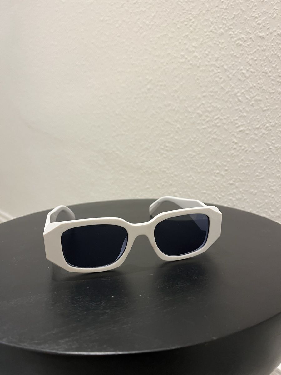 Occhiali & Lenti: White Zalando sunglasses – Nuovo (secondo la descrizione) da Pully venduto da ari_78pk