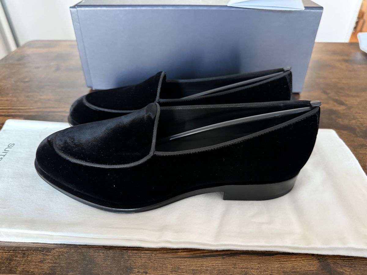 Scarpe da uomo: Black Tuxedo Slip On Velvet – Nuovo e nell'imballaggio originale da Bülach venduto da Epicst0re 1