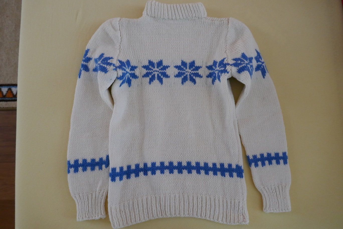 Maglioni & Felpe: Unikat: Selbst gestrickter warmer (Ski-)Pullover mit Mütze – Usato da Horgen venduto da Feli39 3