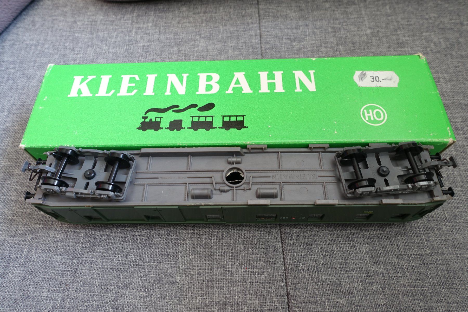 Kleinbahn Modellini di ferrovie: KLEINBAHN No. 383 Schweizer Bahnpostwagen Z4 – Usato da Wallbach venduto da Sarrows 5
