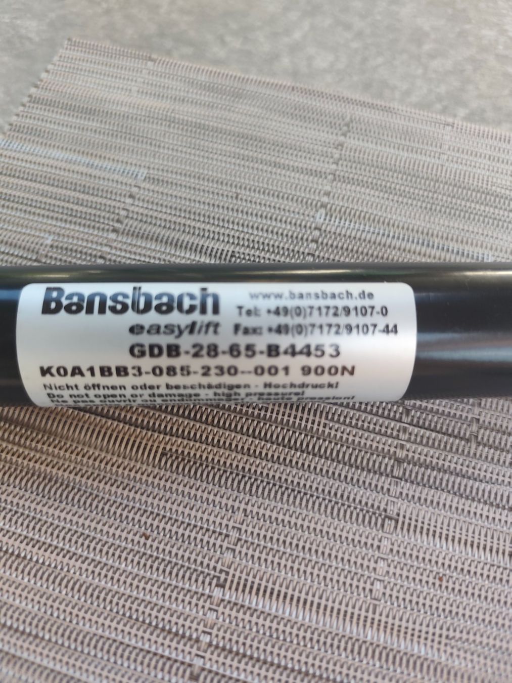 Il mondo degli animali: Gasfeder Bansbach neuwertig – Nuovo (secondo la descrizione) da Eschenbach LU venduto da Orchi 1