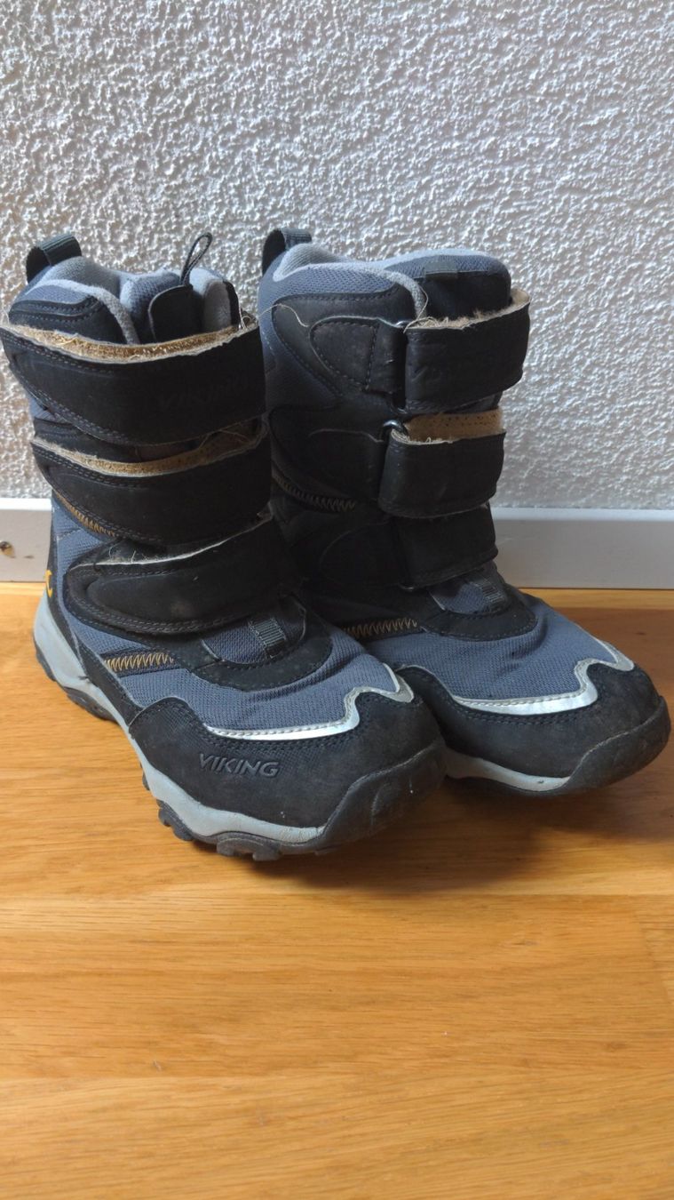 Viking Scarpe per ragazzi: Schneeschuhe Viking Gr.30 – Usato da Sutz venduto da Rawypp