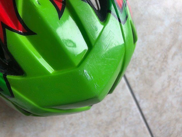 Helme: Drachen-Velohelm 45-53 cm Marke Lazer – Gebraucht aus Schmitten FR von FAJost 3