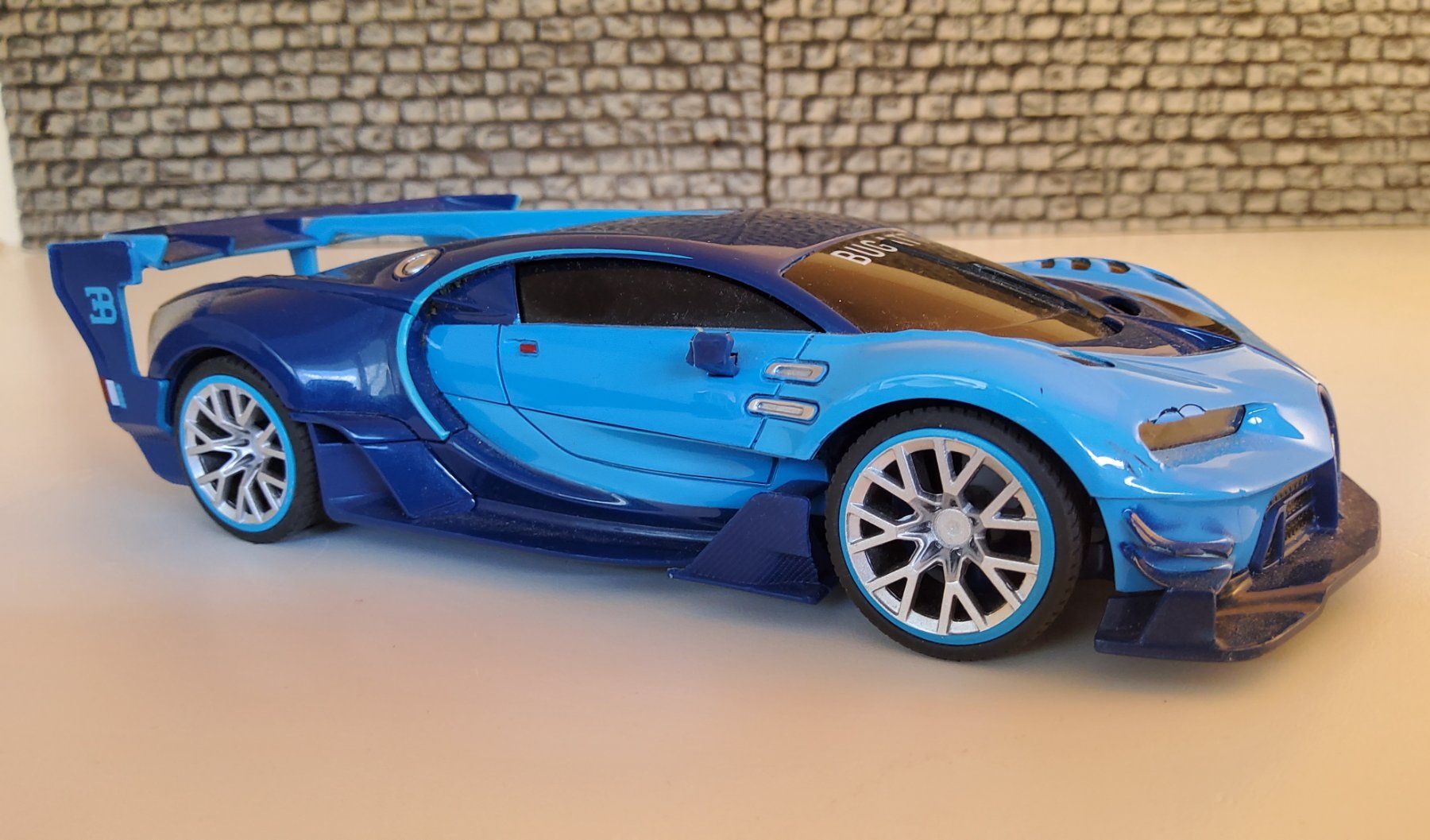 Bugatti Modellini d'auto: Modellauto BUGATTI – Difettoso da Grüningen venduto da VENOM59 1