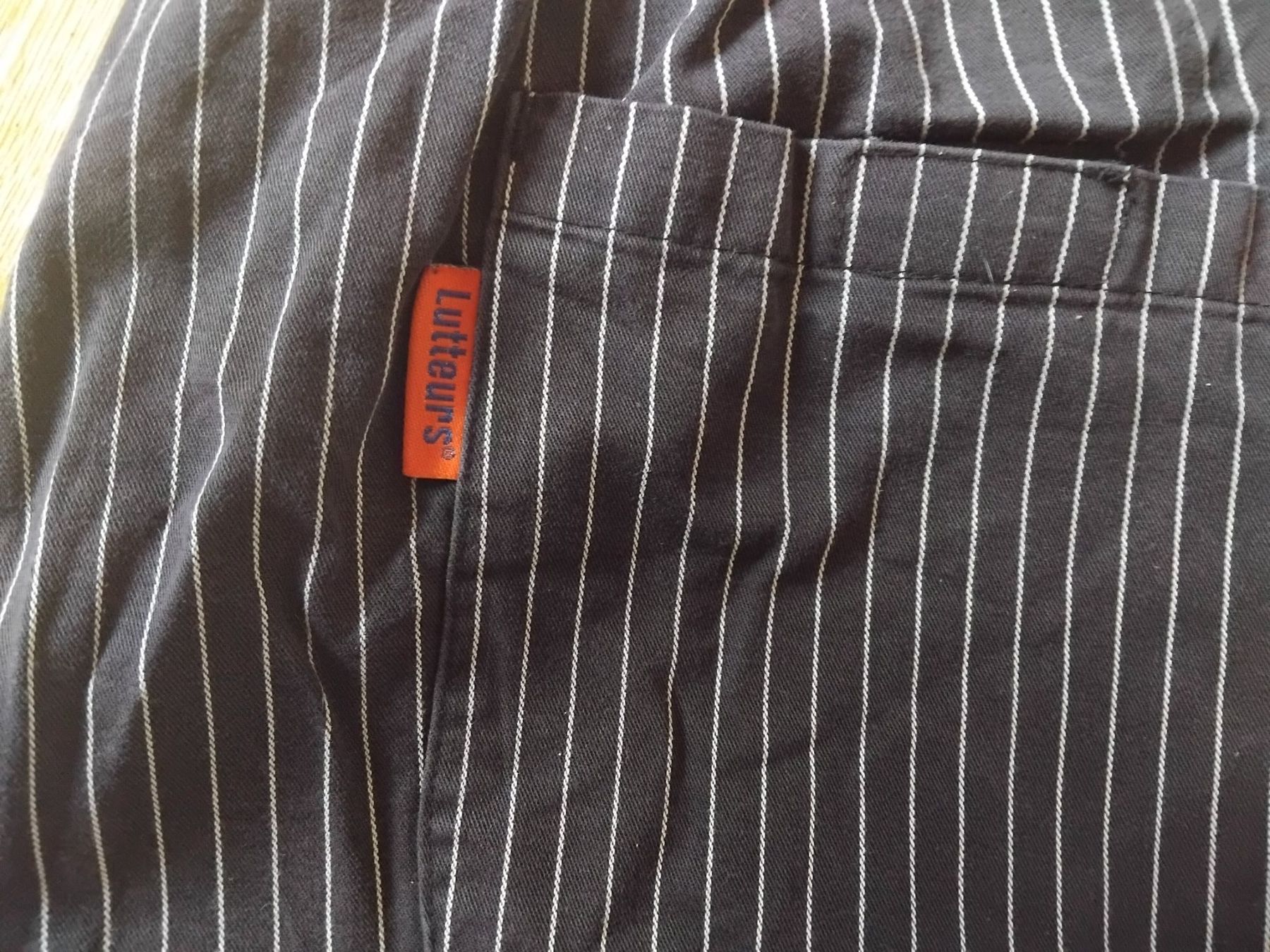 Pantaloni: Hosen – Usato da Nuglar venduto da jentel 4