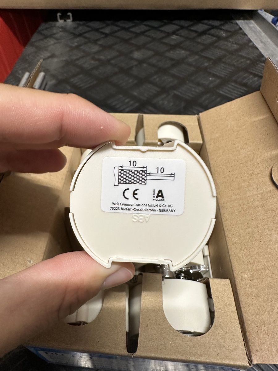 Radiocomunicazione: 10x WISI DU11.1 Antennen-Steckdose Class A Neu – Nuovo e nell'imballaggio originale da Goldach venduto da Nekiii 3