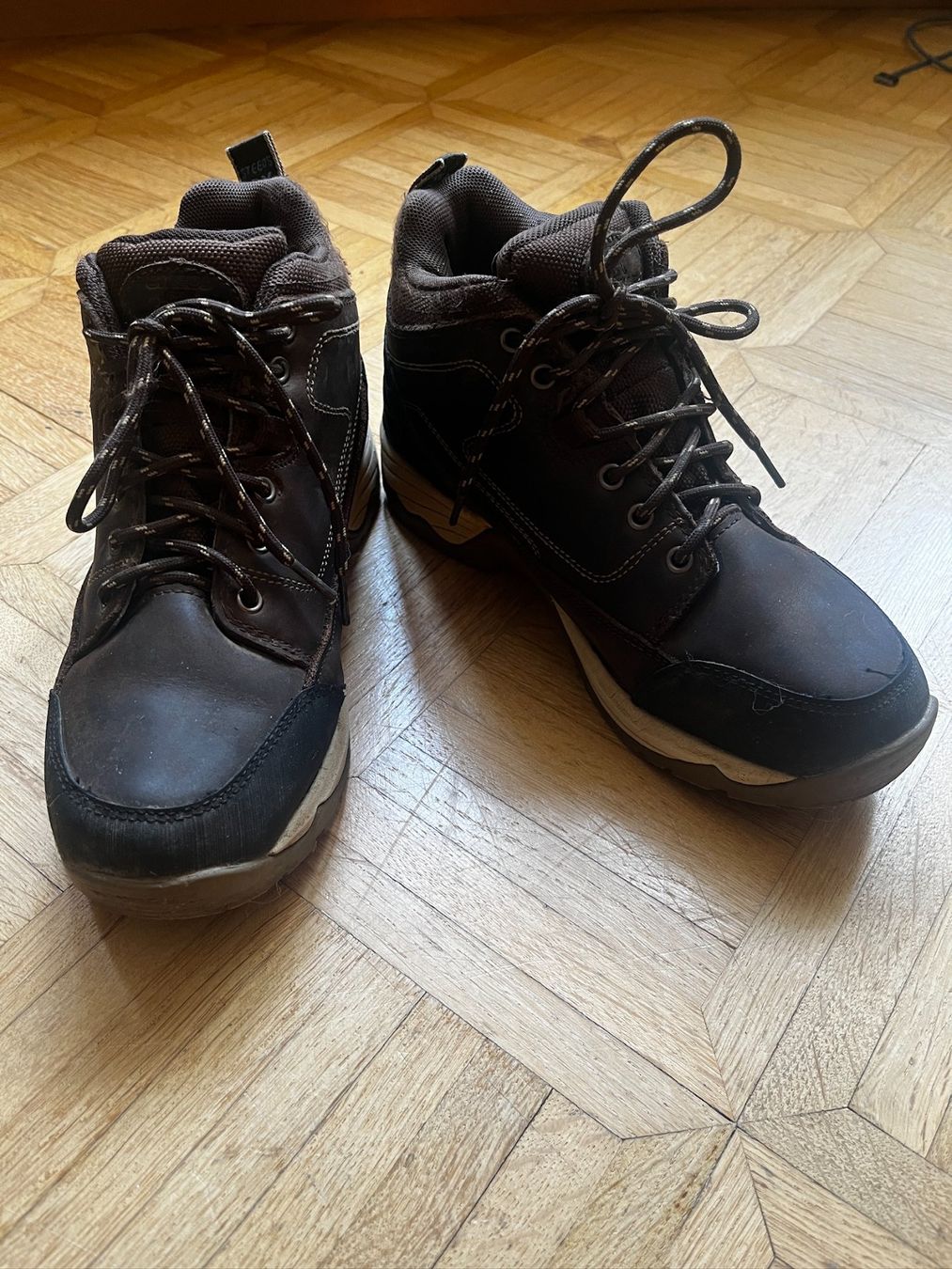 Scarpe da uomo: Steeds Stallschuhe Reitschuhe Gr. 38 – Usato da Zürich venduto da Vreni007