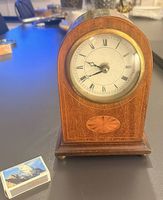 Antike Uhr