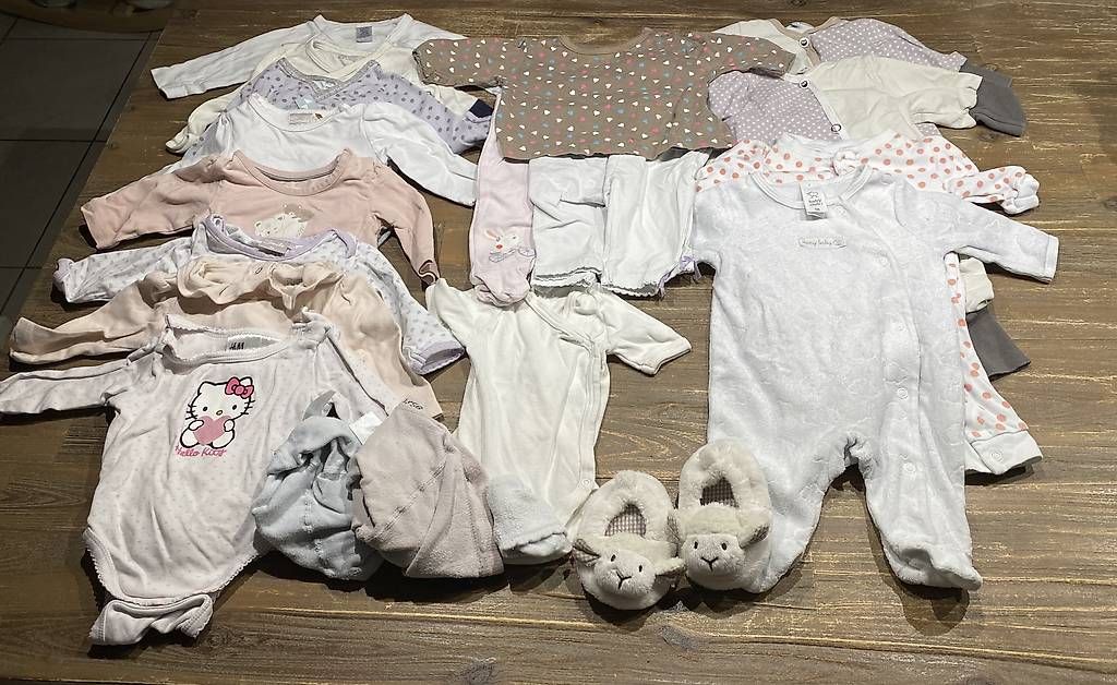 Lotti & Set di vestiti: Babykleiderset Grösse 56, Mädchen – Usato da Brugg AG venduto da katinka0714 1